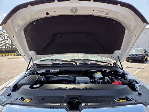 New 2026 RAM 1500 Big Horn AWD/4WD image 34