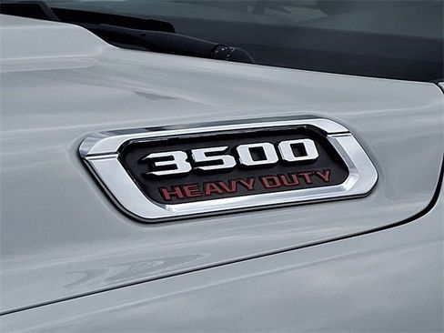 Used 2023 RAM 3500 Tradesman w/ Chrome Appearance Group image 31