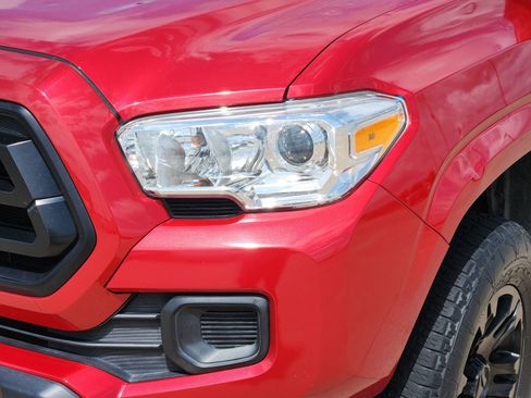 Used 2021 Toyota Tacoma SR w/ SR Convenience Package RWD image 11