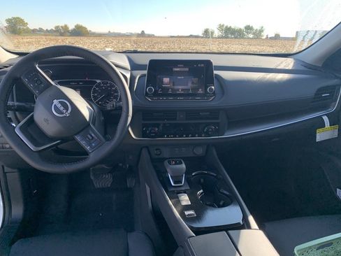 New 2026 Nissan Rogue SV w/ SV Premium Package image 12