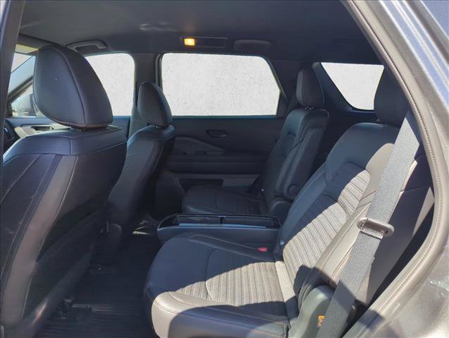 Used 2024 Nissan Pathfinder Rock Creek AWD/4WD image 18