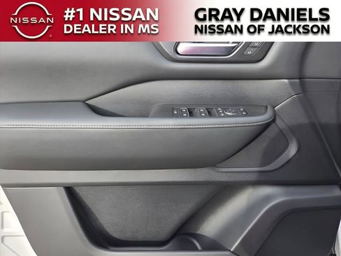 New 2026 Nissan Armada SL w/ Captain's Chari Seat Package RWD image 14