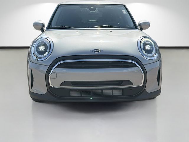 Used 2024 MINI Cooper 2-Door Hardtop w/ Storage Package FWD image 8