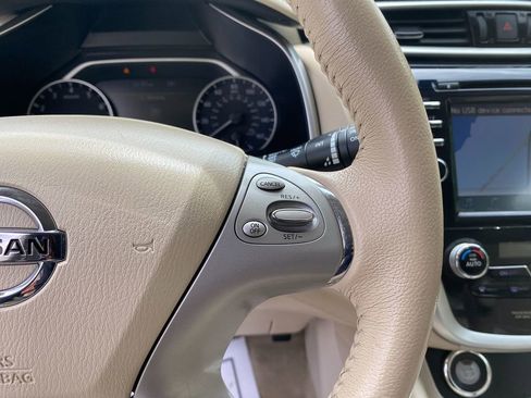 Used 2015 Nissan Murano SV image 17