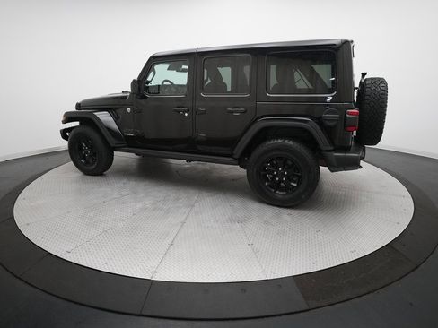 Used 2019 Jeep Wrangler Unlimited Sahara w/ Quick Order Package 24M Moab image 12