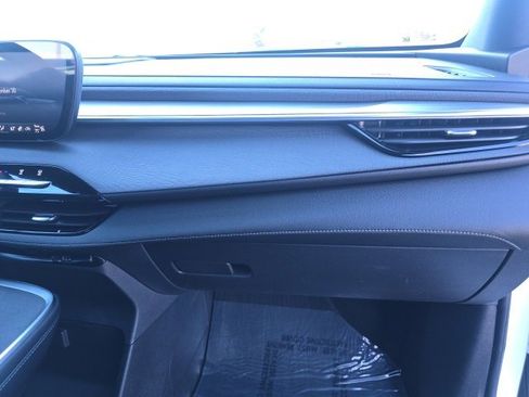 Certified 2025 Buick Enclave Preferred image 39