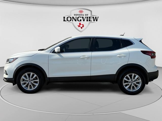 Used 2021 Nissan Rogue Sport S FWD image 2