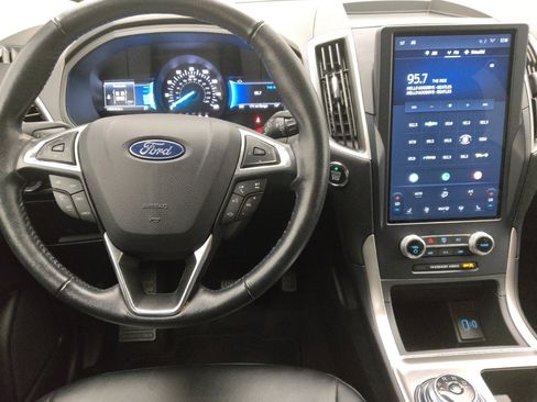 Used 2023 Ford Edge SEL image 22