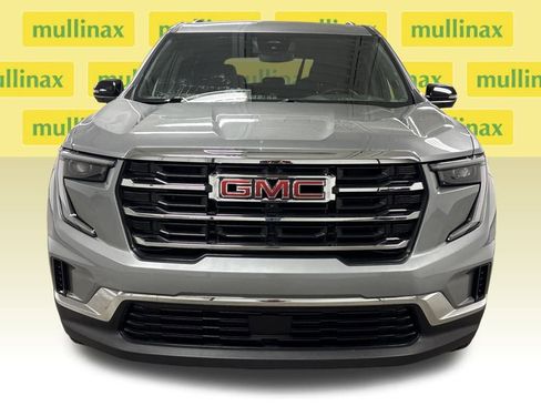 Used 2025 GMC Acadia Elevation image 6