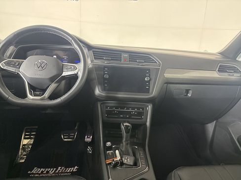 Used 2023 Volkswagen Tiguan SE R-Line FWD image 22