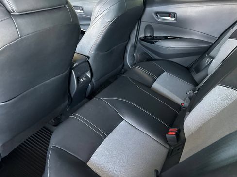 Used 2023 Toyota Corolla XSE FWD image 9