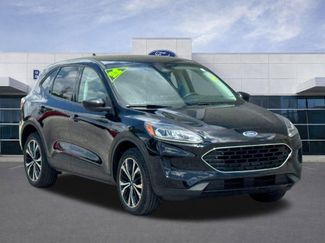 Used 2022 Ford Escape SE w/ SE Sport Appearance Package AWD/4WD video 2