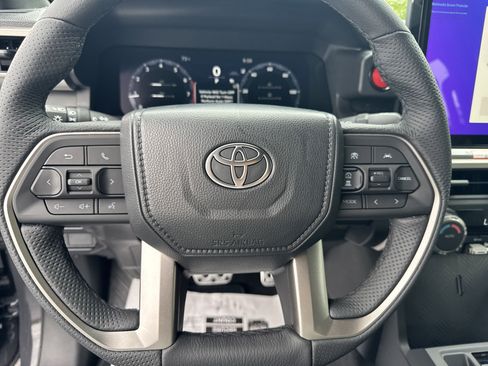 New 2025 Toyota Tacoma TRD Sport RWD image 17