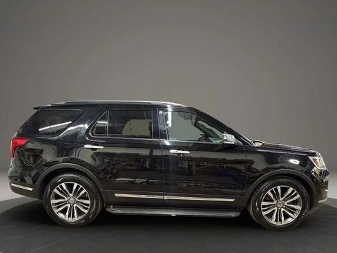 Used 2018 Ford Explorer Platinum AWD/4WD image 6