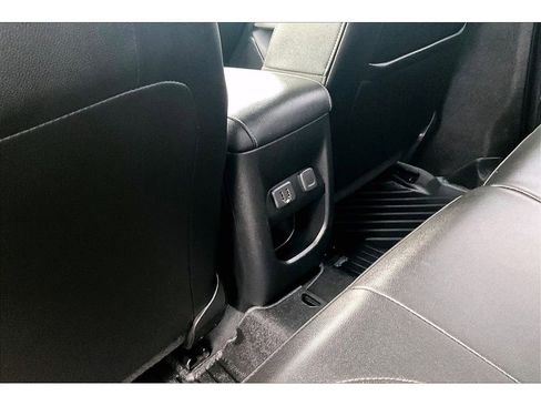 Used 2020 Chevrolet Colorado ZR2 image 11