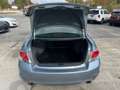 Used 2011 Honda Accord EX-L image 7