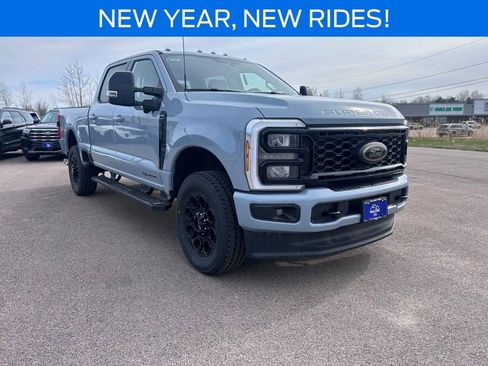 New 2026 Ford F350 Lariat w/ Black Appearance Package image 8