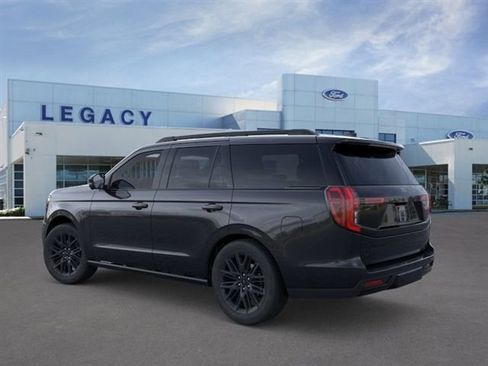 New 2026 Ford Expedition Platinum w/ Stealth Appearance Package AWD/4WD image 4