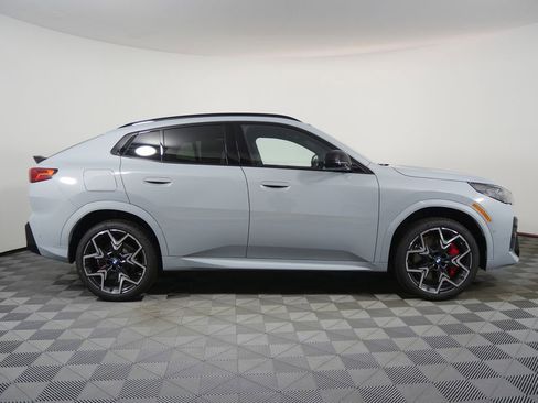 New 2026 BMW X2 xDrive28i w/ Technology Package AWD/4WD image 2
