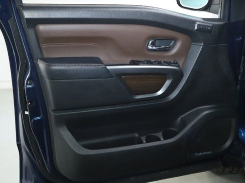 Used 2017 Nissan Titan Platinum Reserve image 14