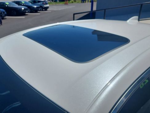 Used 2023 Acura TLX w/ Technology Package FWD image 6