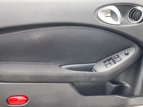 Used 2013 Nissan 370Z Coupe w/ Sport Pkg RWD image 20