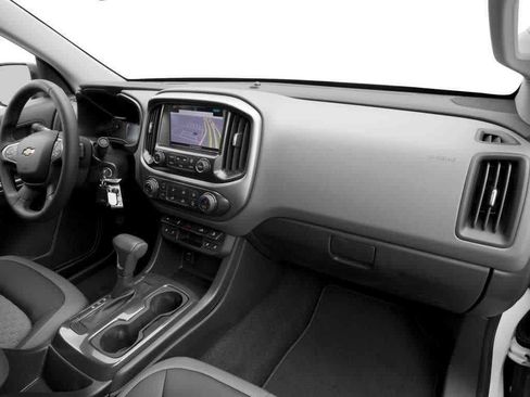 Used 2017 Chevrolet Colorado Z71 RWD image 36