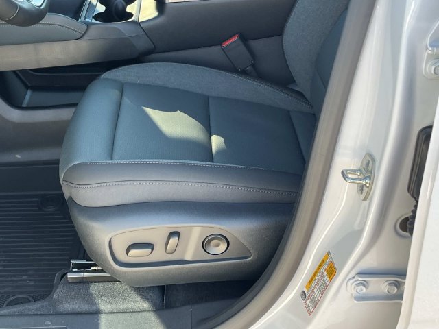 New 2027 GMC Terrain AT4 w/ Convenience Package III AWD/4WD image 24