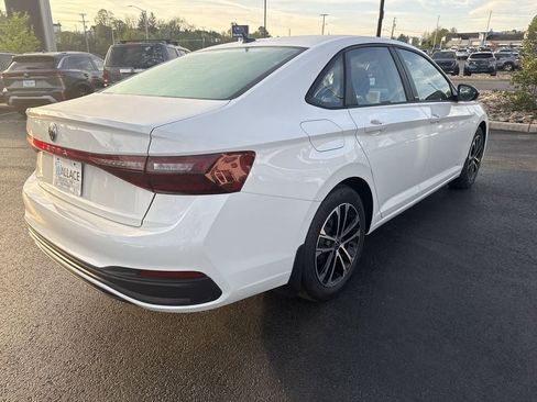 New 2026 Volkswagen Jetta Sport FWD image 4