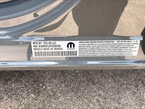 New 2026 RAM 2500 Limited AWD/4WD image 9