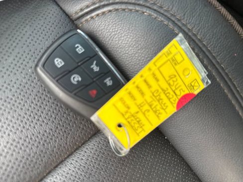 Used 2023 Chevrolet Tahoe High Country image 30