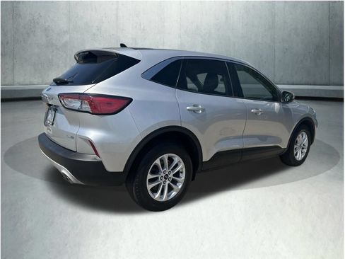 Used 2020 Ford Escape SE AWD/4WD image 6