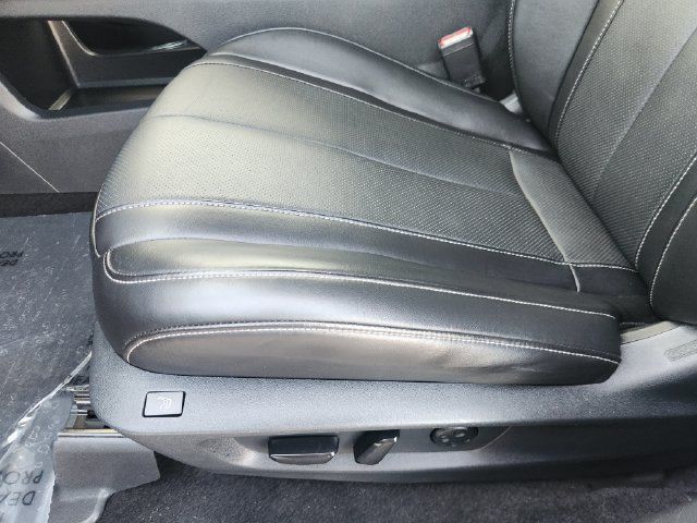 Used 2023 INFINITI QX60 Sensory w/ Cargo Package AWD/4WD image 26