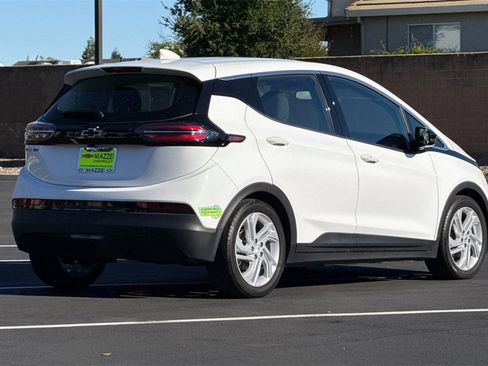 Used 2023 Chevrolet Bolt LT image 9