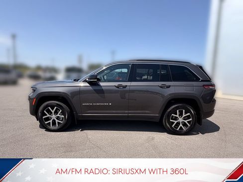Used 2025 Jeep Grand Cherokee Limited w/ Trailer Tow Package AWD/4WD image 3