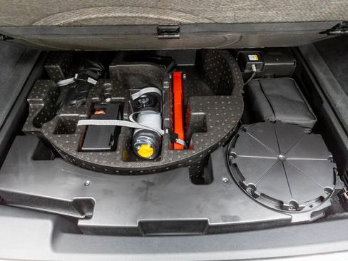 Used 2022 Lamborghini Urus image 48