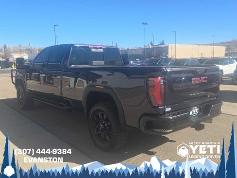 Used 2024 GMC Sierra 2500 AT4 w/ AT4 Premium Plus Package AWD/4WD image 5