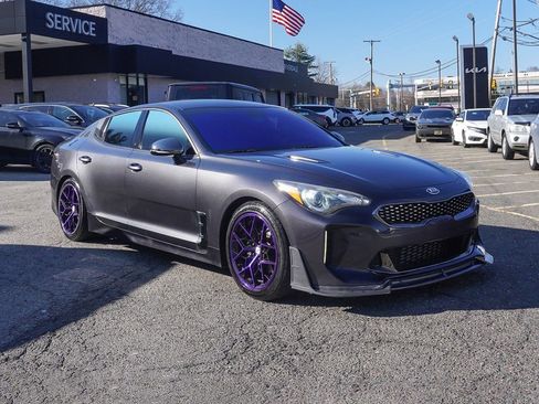 Used 2020 Kia Stinger GT-Line image 2