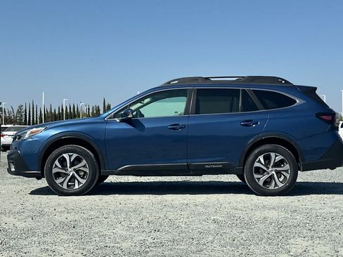 Used 2022 Subaru Outback Limited AWD/4WD image 6