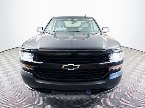 Used 2017 Chevrolet Silverado 1500 W/T image 2