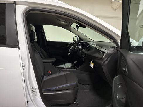 New 2026 Buick Encore GX Sport Touring w/ Comfort Package FWD image 21