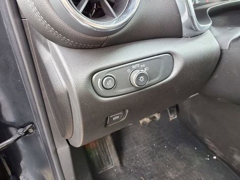 Certified 2022 Chevrolet Blazer LT image 24