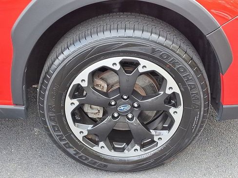 Used 2022 Subaru Crosstrek 2.0i Premium image 8