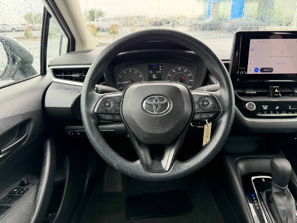 Used 2024 Toyota Corolla LE FWD image 35