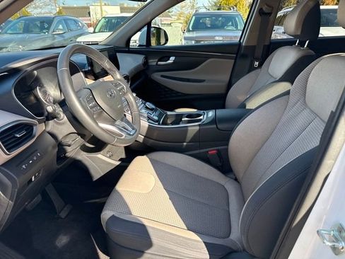 Used 2023 Hyundai Santa Fe SEL w/ Cargo Package image 9