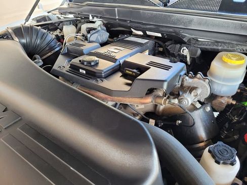 Used 2021 RAM 2500 Limited AWD/4WD image 34