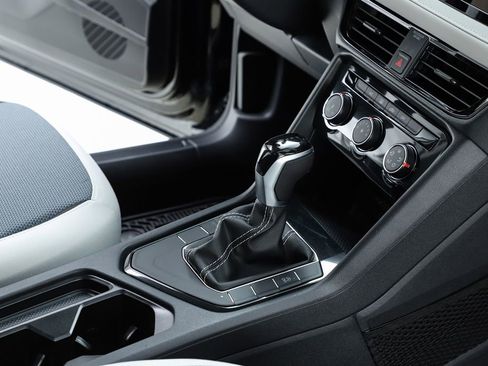 New 2026 Volkswagen Taos S image 33