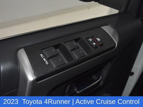 Used 2023 Toyota 4Runner Limited AWD/4WD image 24