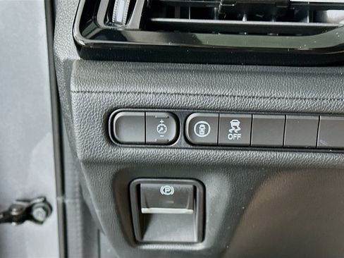 Used 2023 Acura MDX SH-AWD image 17