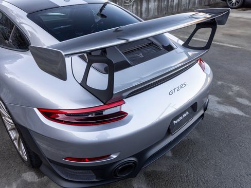 Certified 2018 Porsche 911 GT2 RS image 29